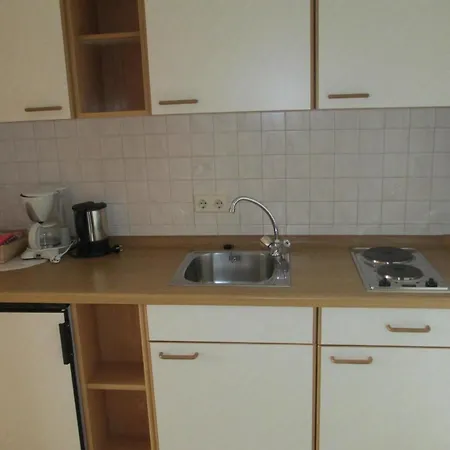 Апартаменты Fuer Zwei Erwachsene Und Ein Kind Mit Balkon - B57048 Бад-Фюссинг